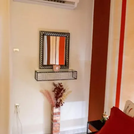 George Studio Apartment
