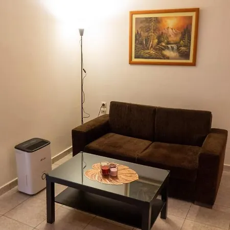 George Studio Apartment
